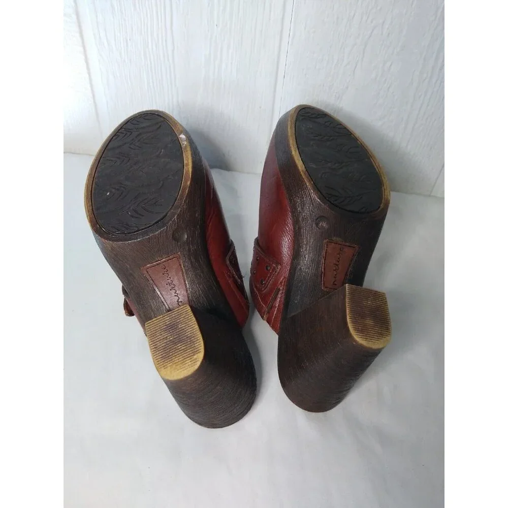 Nurture Prairie Clog Heels Women's 9 M Shoes Brown Leather Mules Metal Studs - Picture 6 of 10